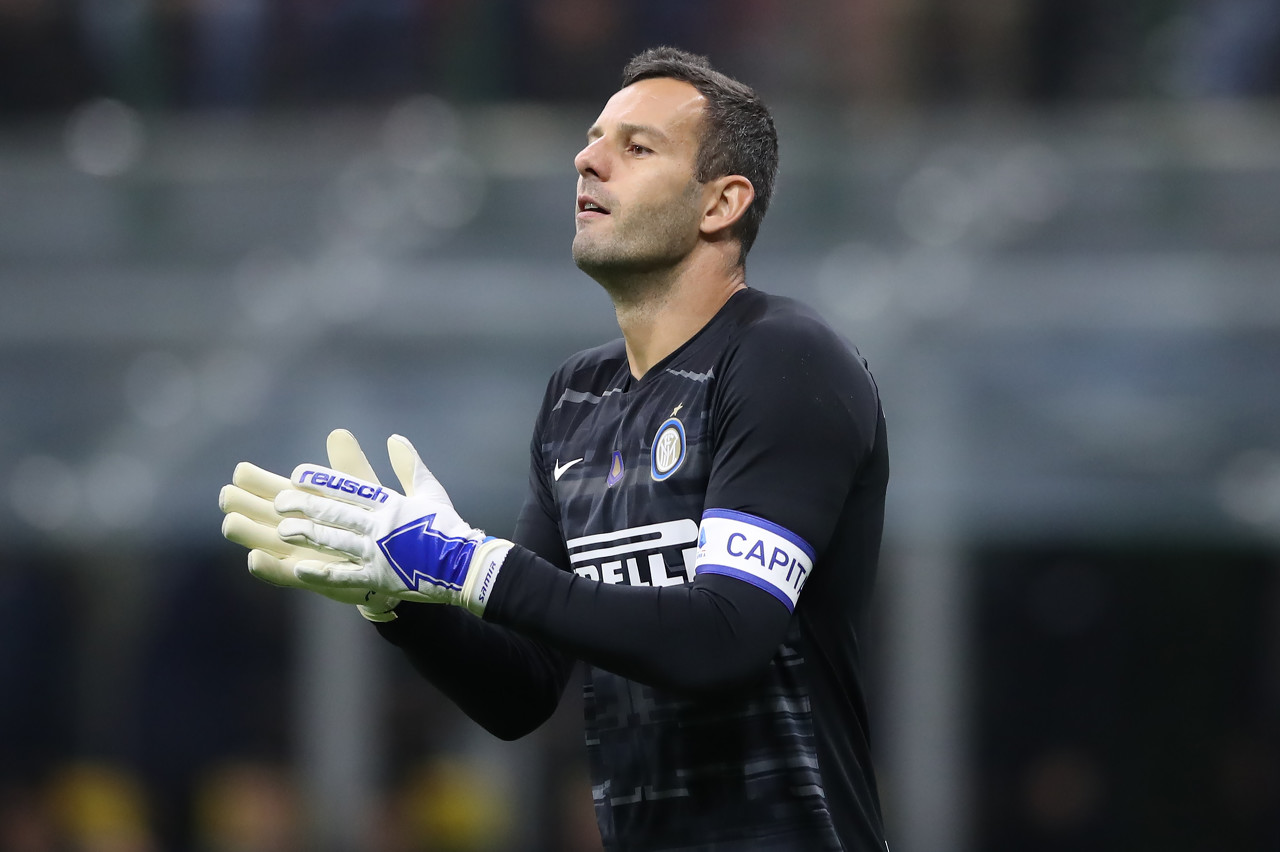 西海岸总经理：杨智、刘健、毛雷尔等人将跟随邵佳一加入国足（西海岸总经理称：杨智、刘健、毛雷尔等将随邵佳一加盟国足）