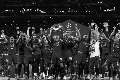 官方：帕利尼亚因转会谈判未入选球队今日比赛大名单