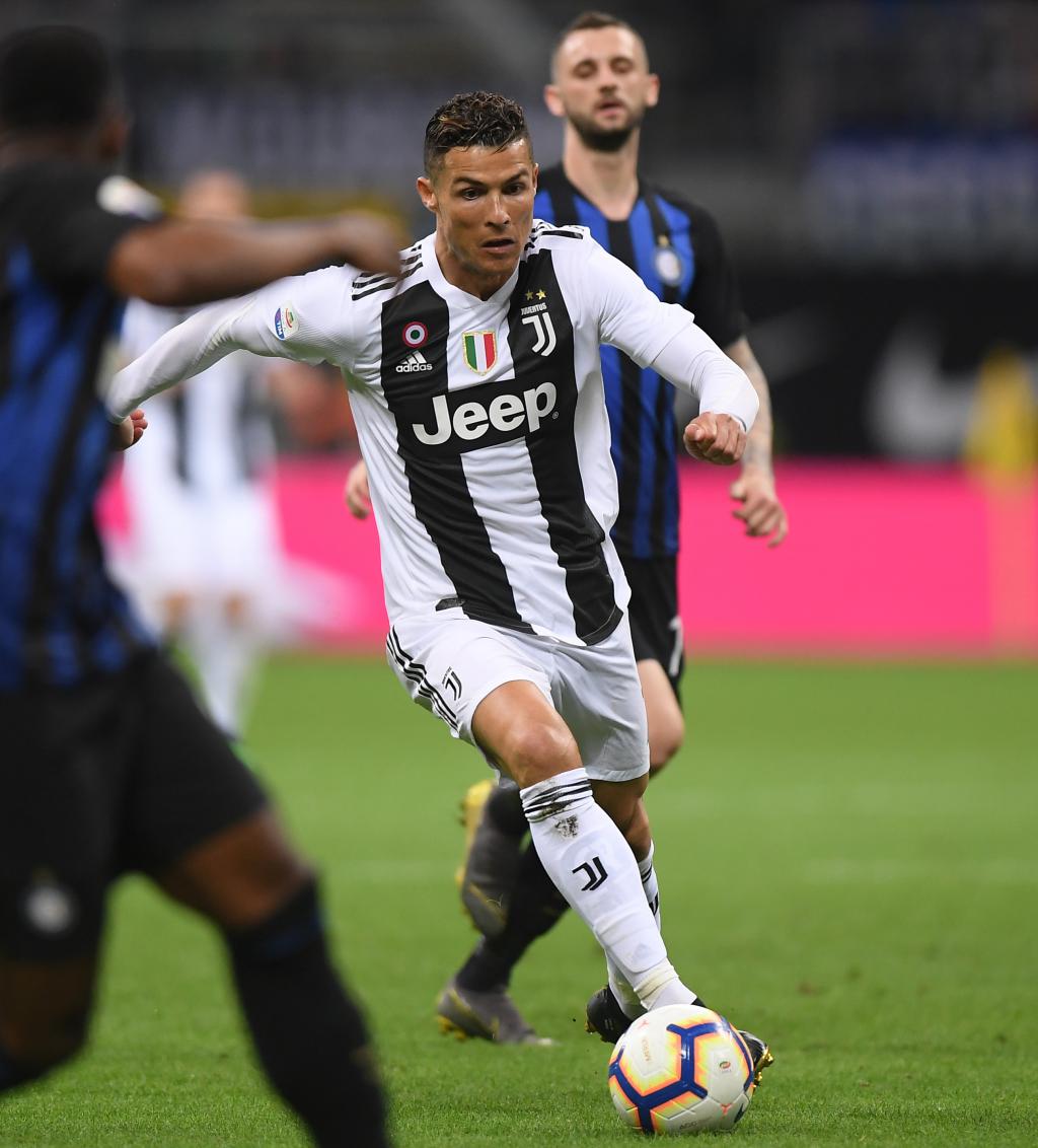 一日意甲最新动态：米兰双雄培养新人，迈尼昂无意加盟蓝黑军团（今日意甲快讯：米兰双雄发力新星培养，迈尼昂不考虑加盟蓝黑军团）