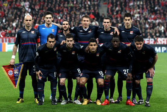 巴萨3-1力克马竞，胜利背后却难掩隐忧！你的看法是什么？（巴萨3-1击败马竞，胜利之下暗藏隐忧，你怎么看？）