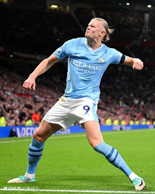 无悬念？中超官方第30轮最佳候选：上演大四喜的法比奥领衔（悬念不大？中超第30轮官方最佳候选出炉：大四喜的法比奥领跑）