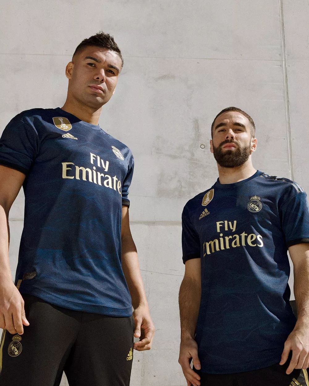 孔萨：凯恩给球队设立标准，那自然而然会激励我们（孔萨：凯恩树立团队标杆，激励全队自发奋进）