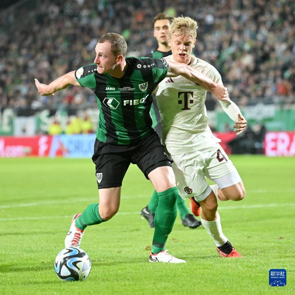 弗洛伦齐：在罗马时我们阵容很强，但对手是能拿100分的尤文（弗洛伦齐：罗马并不弱，只是遇到了能拿100分的尤文）