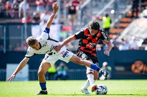 友谊赛：U16国少1-1战平重庆U16混编梯队，张伯霖进球（U16国少与重庆U16混编队友谊赛1-1握手言和，张伯霖破门）