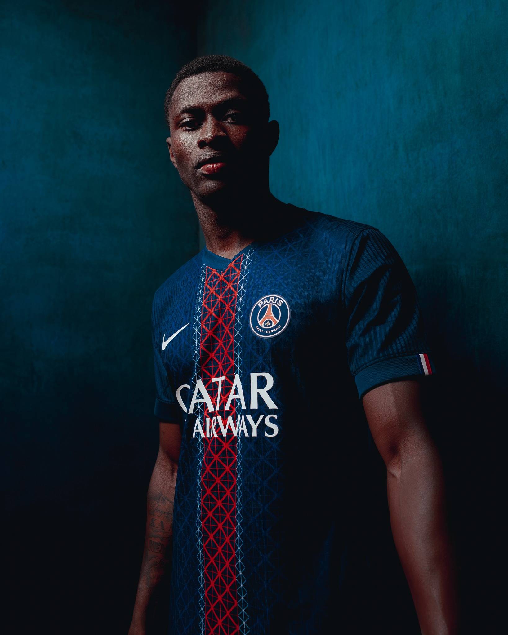 格拉斯纳：曼城防守也会出现漏洞，多库缺席对他们影响不太大（格拉斯纳：曼城防线并非无懈可击，多库缺阵影响有限）