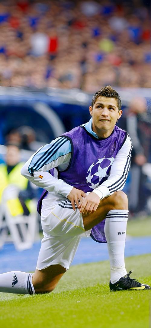 世体：安东尼脚踝伤势有所缓解，应该可以顺利出战巴萨（世体：安东尼脚踝伤势好转，预计可顺利出战巴萨）