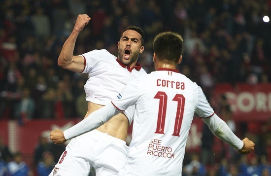 2-0！五大联赛最猛队诞生：三线连续18场不败，同时领跑英超+欧冠（2-0再胜！三线18场不败，英超与欧冠双线领跑，五大联赛最强队坐实）