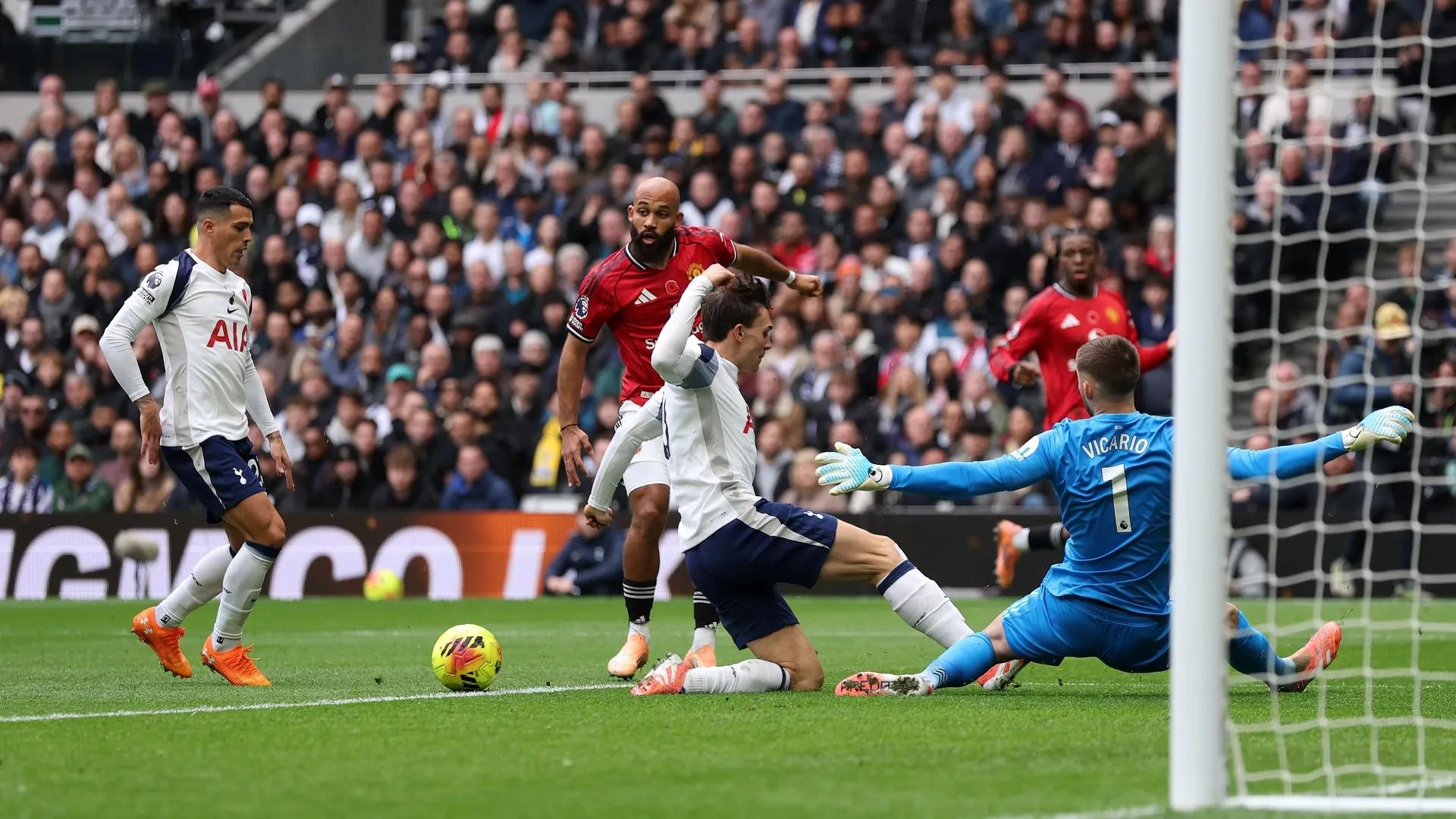 高开低走！哈登空砍23分11助&下半场仅8中1（开局强势后劲不足！哈登23分11助难救主，下半场8投仅1中）