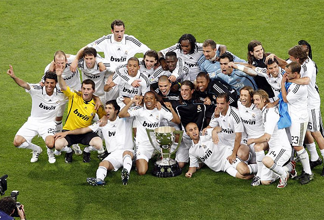 单节41分+21-0攻击波！库里31分带队血洗爵士，勇士终结三连败重返西部前八（单节41分掀21-0高潮！库里31分率勇士大胜爵士，止三连败重回西部前八）