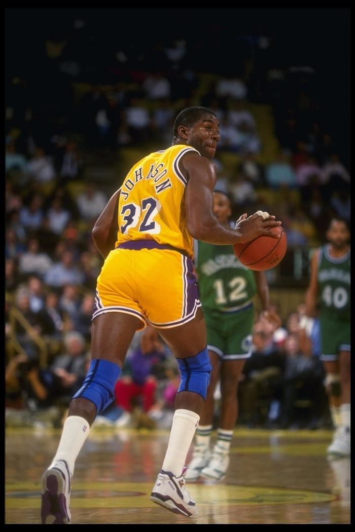 留在球队担 留在球队担